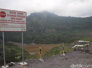 Hore! Wisata Gunung Kelud Kembali Buka, Begini Kondisinya