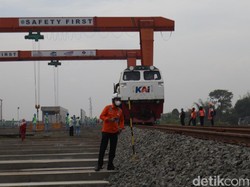 Luhut dan Budi Karya Cek Progres Depo Kereta Cepat Tegalluar