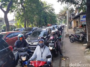 7 Jurus Kendarai Motor saat Puasa, Supaya Enggak Emosian di Jalan