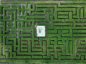 Pesona Taman Labirin Pelaihari