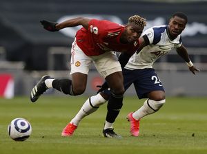 Mourinho: Pogba Harusnya Dikartu Merah!