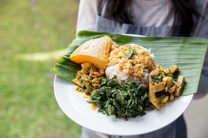 5 Restoran Padang Ini Buka 24 Jam, Bisa untuk Makan Sahur Bareng