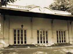 Kisah Rumah Menlu yang Jadi Kantor Menlu Pertama RI