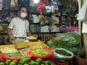 Harga Bahan Pokok di Surabaya Merangkak Naik Jelang Ramadhan Harga Bahan Pokok di Surabaya Merangkak Naik Jelang Ramadhan