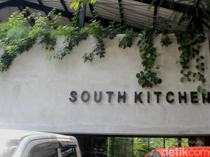 Menikmati Segarnya Tom Yum Ayam dan Cumi Lado Ijo di South Kitchen Menikmati Segarnya Tom Yum Ayam dan Cumi Lado Ijo di South Kitchen