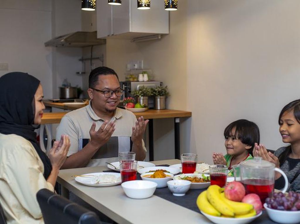 6 Pilihan Menu Sahur Sehat Agar Tetap Berstamina dan Terhidrasi saat Puasa 6 Pilihan Menu Sahur Sehat Agar Tetap Berstamina dan Terhidrasi saat Puasa
