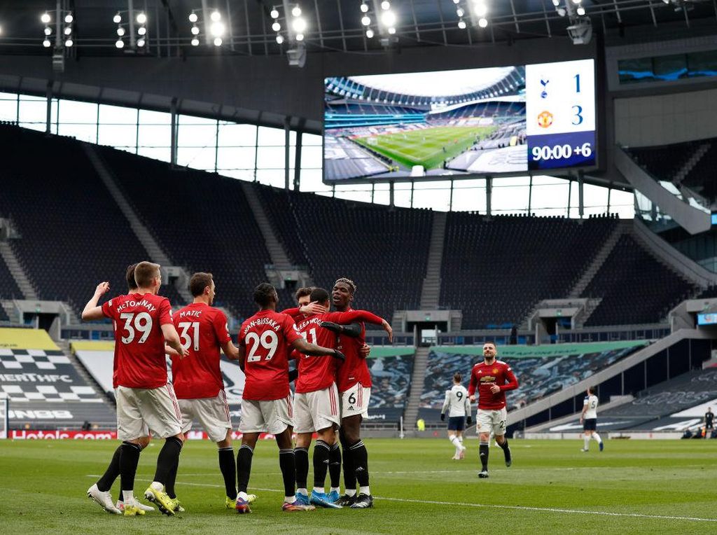 Cara MU Jinakkan Spurs: Tetap Tenang Tidak Panik Cara MU Jinakkan Spurs: Tetap Tenang Tidak Panik