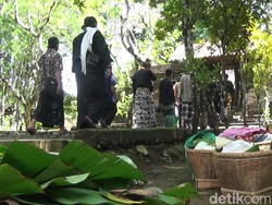 Mengintip Tradisi Nyadran Gede di Petilasan Girilangan Banjarnegara