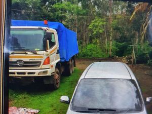 Firli Bahuri Tak Persoalkan Bukti Kasus PT Jhonlin Dibawa Kabur, Kenapa? Firli Bahuri Tak Persoalkan Bukti Kasus PT Jhonlin Dibawa Kabur, Kenapa?