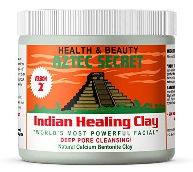 Aztec Secret Indian Healing Clay salah satu masker yang salah satu bahannya adalah clay atau tanah liat
