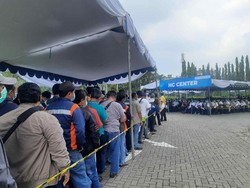 Vaksin Hari Pertama Puasa Ramadhan 2021 di Surabaya Masih Diminati