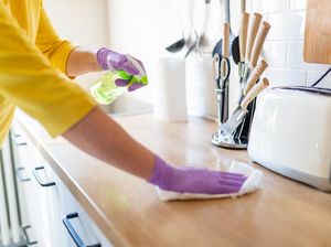 Panduan Beberes Dapur Rutin: Harian, Mingguan, Bulanan Panduan Beberes Dapur Rutin: Harian, Mingguan, Bulanan
