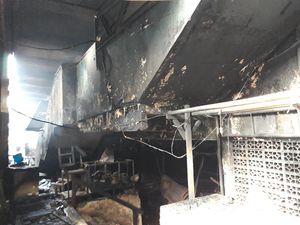 Penampakan Puing-puing Sisa Kebakaran Pasar Inpres Pasar Minggu