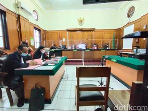 Terdakwa Penipuan Tambang Nikel Dituntut 2 Tahun 6 Bulan Penjara