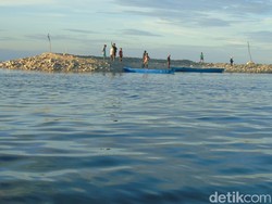 Habis Siklon Seroja Terbitlah Pulau Paskah di Nusa Tenggara