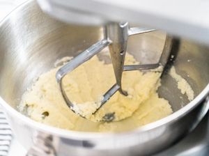 Mau Stand Mixer GRATIS Buat Bikin Kue Lebaran? Begini Caranya