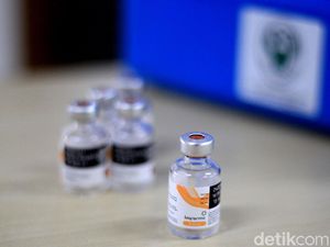 Guru dan Tenaga Pengajar Bisa Vaksinasi Gratis di Mal-mal Ini Guru dan Tenaga Pengajar Bisa Vaksinasi Gratis di Mal-mal Ini
