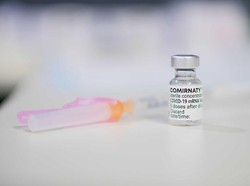 Vaksin Pfizer Kini Dapat Disimpan dengan Suhu Kulkas Biasa Saat Pengiriman