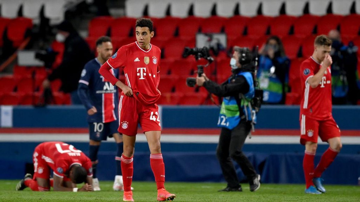 Absennya Robert Lewandowski memberi pengaruh besar akan tersingkirnya Bayern Munich dari Liga Champions (Foto: Getty Images/Matthias Hangst)