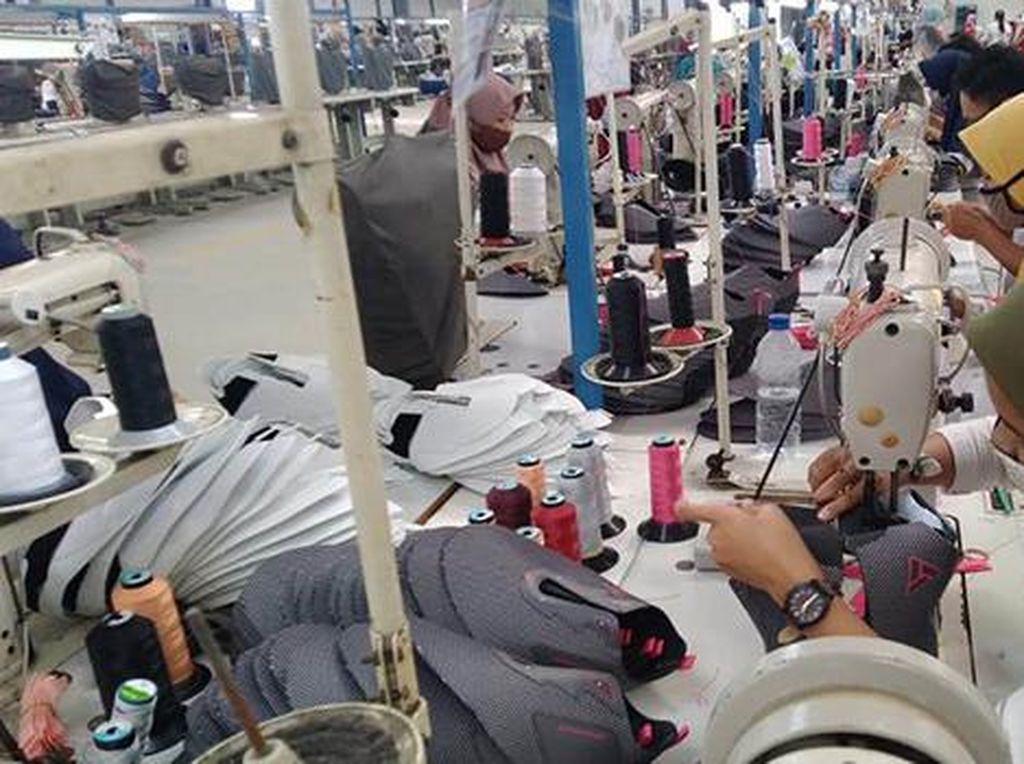 Bisnis Sneakers Lokal Tetap Cuan di Masa Pandemi, Apa Rahasianya? Bisnis Sneakers Lokal Tetap Cuan di Masa Pandemi, Apa Rahasianya?