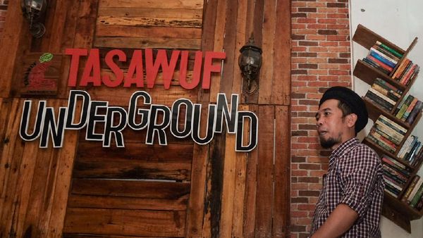 Cara Anak Punk Isi Ramadhan di Pondok Tasawuf Underground
