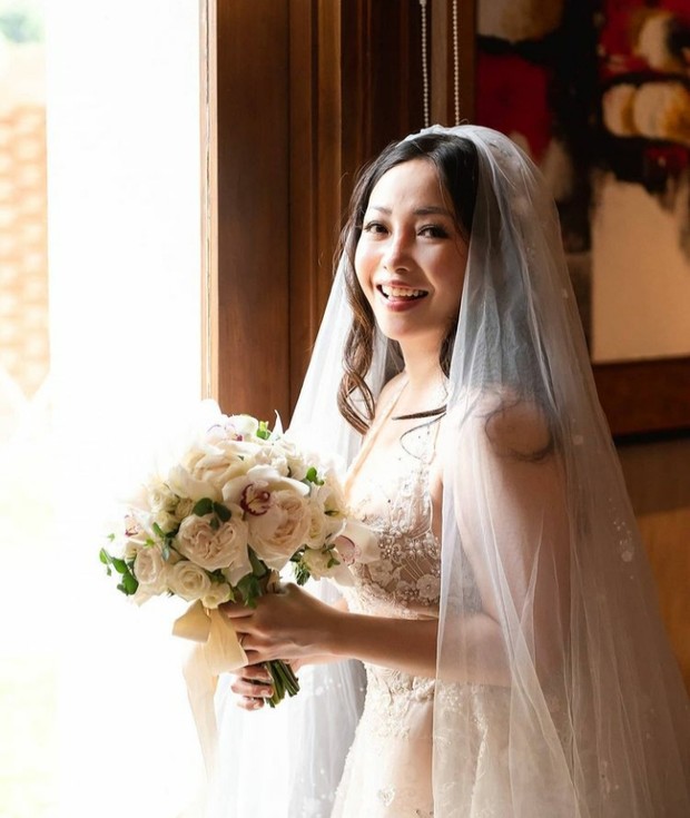 4 Artis Tanah Air yang Menikah di Usia 40 Tahun