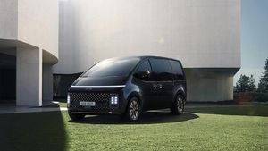 Mirip Pesawat Luar Angkasa, Ini Penampakan MPV Hyundai Staria