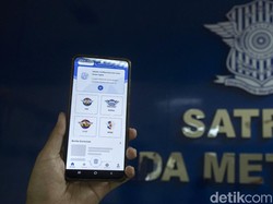 Awas! Foto Tanda Tangan Kayak Begini Bisa Bikin Gagal Perpanjang SIM Online