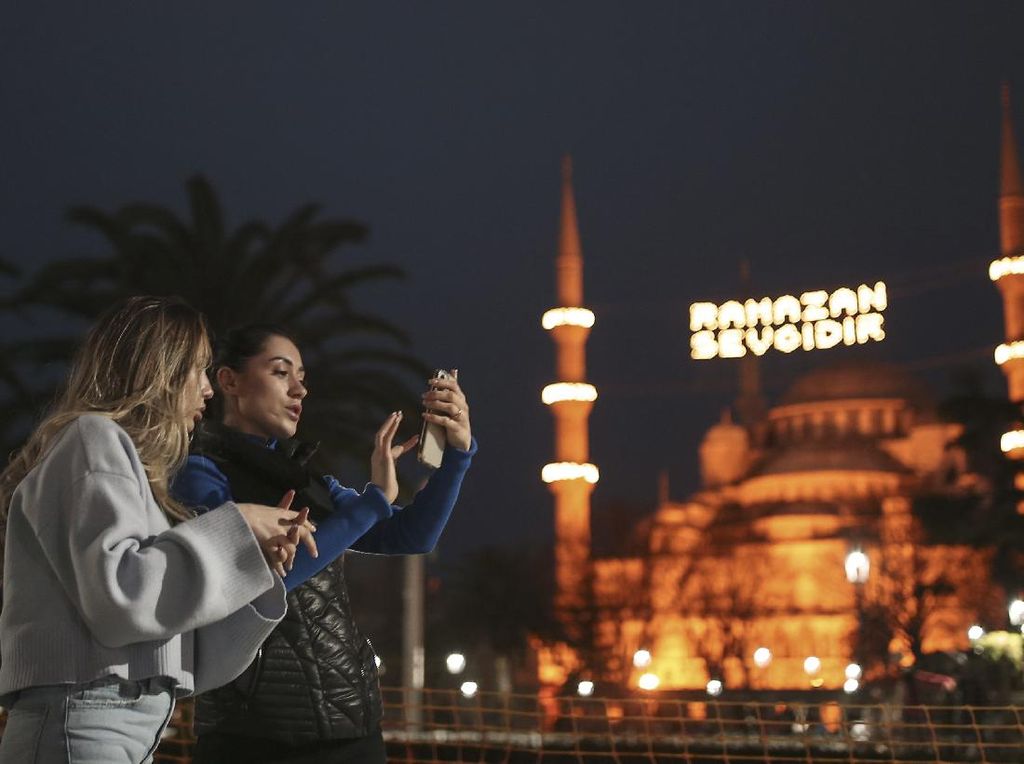 Turki Akan Terapkan Bebas Visa Buat Indonesia Turki Akan Terapkan Bebas Visa Buat Indonesia