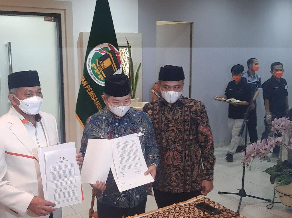 PPP Gas Wacana Terbentuknya Poros Islam: Akan Ada Pertemuan Lanjutan PPP Gas Wacana Terbentuknya Poros Islam: Akan Ada Pertemuan Lanjutan