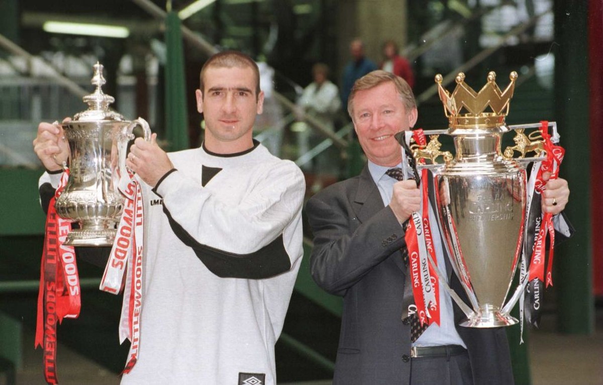 Eric Cantona (kiri) dan Sir Alex Ferguson (kanan) (Getty Images/Shaun Botterill)