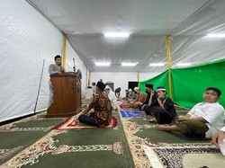 Melihat Tenda Masjid At-Tabayyun di Kompleks TVM Jakbar