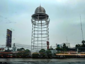 Tak Transparan, Proyek Tugu Pamulang yang Beda dari Desain Rawan Korupsi