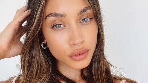 Heboh Skandal Vaksin VIP, Ini Model yang Ngaku Jadi Perawat Demi Bisa Vaksin