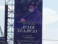 Kejutan! Wanita Ini Pasang Ucapan Ultah untuk Pacar di Baliho Tegal