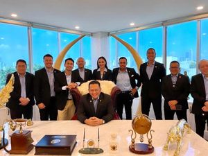 Bertemu Jokowi, Bamsoet Laporkan Kejuaraan Balap Motor Bebek