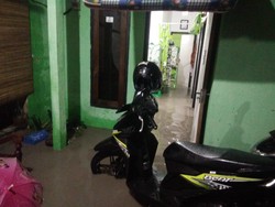 Banjir Saradan Setinggi 1 Meter, Jalur Arteri Madiun-Surabaya Sempat Putus