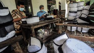 Berkah di Bulan Suci, Permintaan Peci Meningkat Meski Pandemi