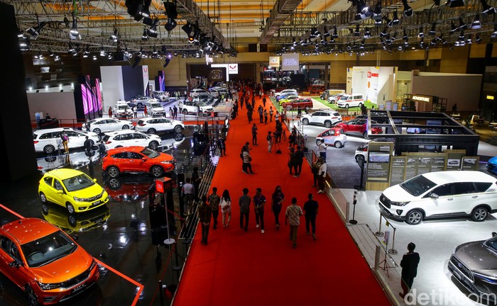 Cuci Mata Berbagai Otomotif Kece dan Menarik di IIMS Hybrid 2021 IIMS Hybrid 2021 resmi dibuka Jokowi hari ini. Kaprikornus bazar otomotif pertama yang digelar di saat pandemi, aneka macam motor dan kendaraan beroda empat dipamerkan dalam agenda ini.