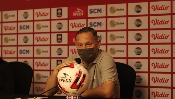 Pelatih Kepala PSS, Dejan Antonic dalam pre match press conference Piala Menpora di Sleman pada Kamis (15/4/2021)