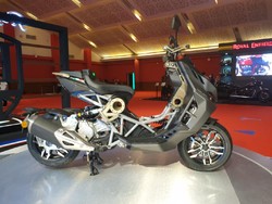 Italjet Dragster Meluncur di IIMS 2021, Skutik Kekar Harga Rp 137 Jutaan