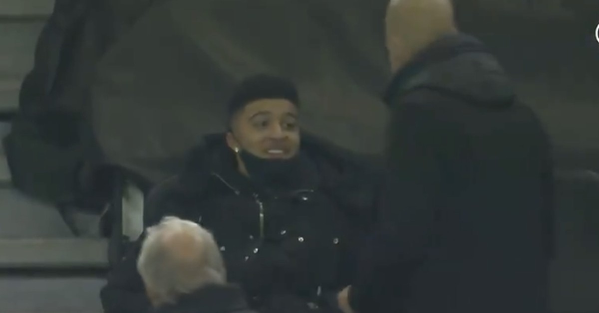 Guardiola Ngobrol Sama Jadon Sancho, Fans MU Panik (Screenshot)
