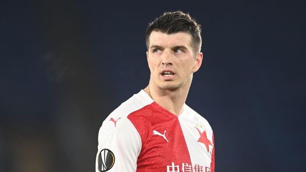 LEICESTER, ENGLAND - FEBRUARY 25: Ondrej Kudela of Slavia Prague looks on during the UEFA Europa League Round of 32 match between Leicester City and Slavia Praha at The King Power Stadium on February 25, 2021 in Leicester, England. Sporting stadiums around the UK remain under strict restrictions due to the Coronavirus Pandemic as Government social distancing laws prohibit fans inside venues resulting in games being played behind closed doors. (Photo by Michael Regan/Getty Images)
