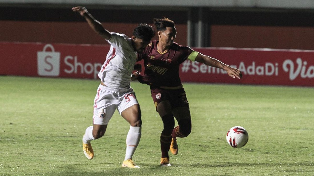 PSM dan Persija gagal mencetak gol di babak pertama. Foto: ANTARA FOTO/Hendra Nurdiyansyah
