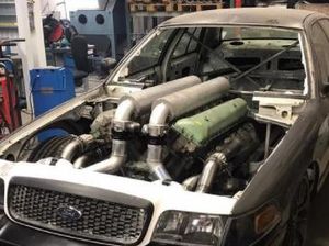 Sedan Ini Pakai Mesin Tank Perang Dunia II, Bisa Ngebut 320 Km/Jam