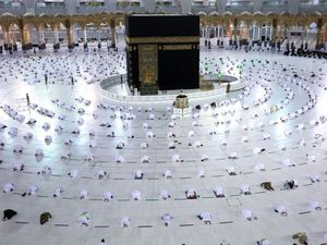 Arab Saudi Pertimbangkan Larangan Haji untuk Jemaah Luar Negeri Arab Saudi Pertimbangkan Larangan Haji untuk Jemaah Luar Negeri