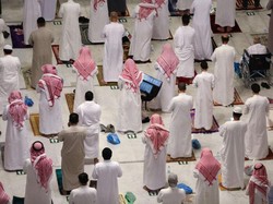 Tata Cara Salat Tarawih di Rumah Sendiri dan Berjamaah 11 Rakaat