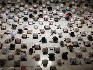 Ini 7 Amalan Sunnah Jumat Sesuai Hadits Rasulullah SAW Ini 7 Amalan Sunnah Jumat Sesuai Hadits Rasulullah SAW