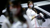 Tetap Cantik Meski Bermasker di IIMS Hybrid 2021