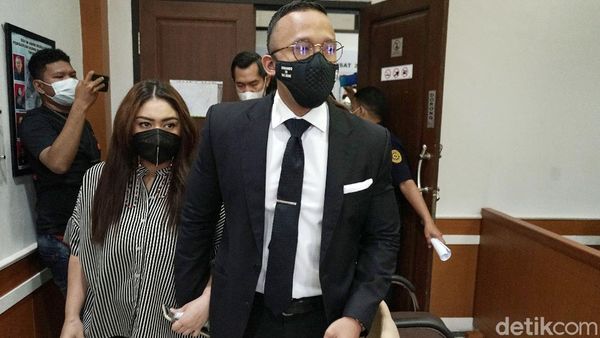 Thalita Latief yang Keukeuh Minta Hak Asuh Anak